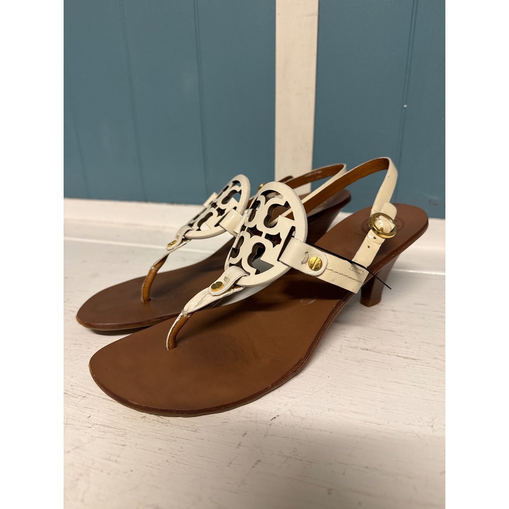 Tory Burch Miller White Patent Leather Kitten Heel Thong Sandals Size 8.5M